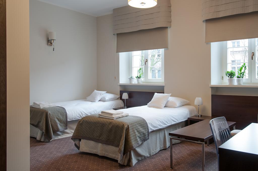 B&B Wieniawa Parking I Sniadanie W Cenie! Breakfast And Parking Included! Leszno  Quarto foto