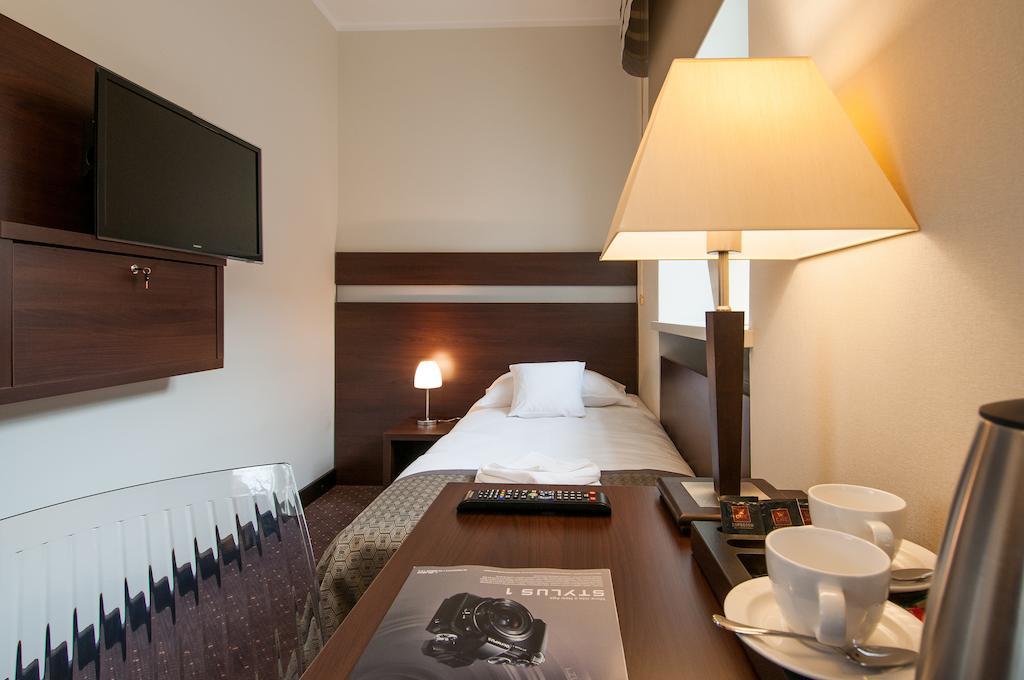B&B Wieniawa Parking I Sniadanie W Cenie! Breakfast And Parking Included! Leszno  Quarto foto